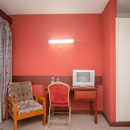 Milele Hotel Nairobi Exterior foto