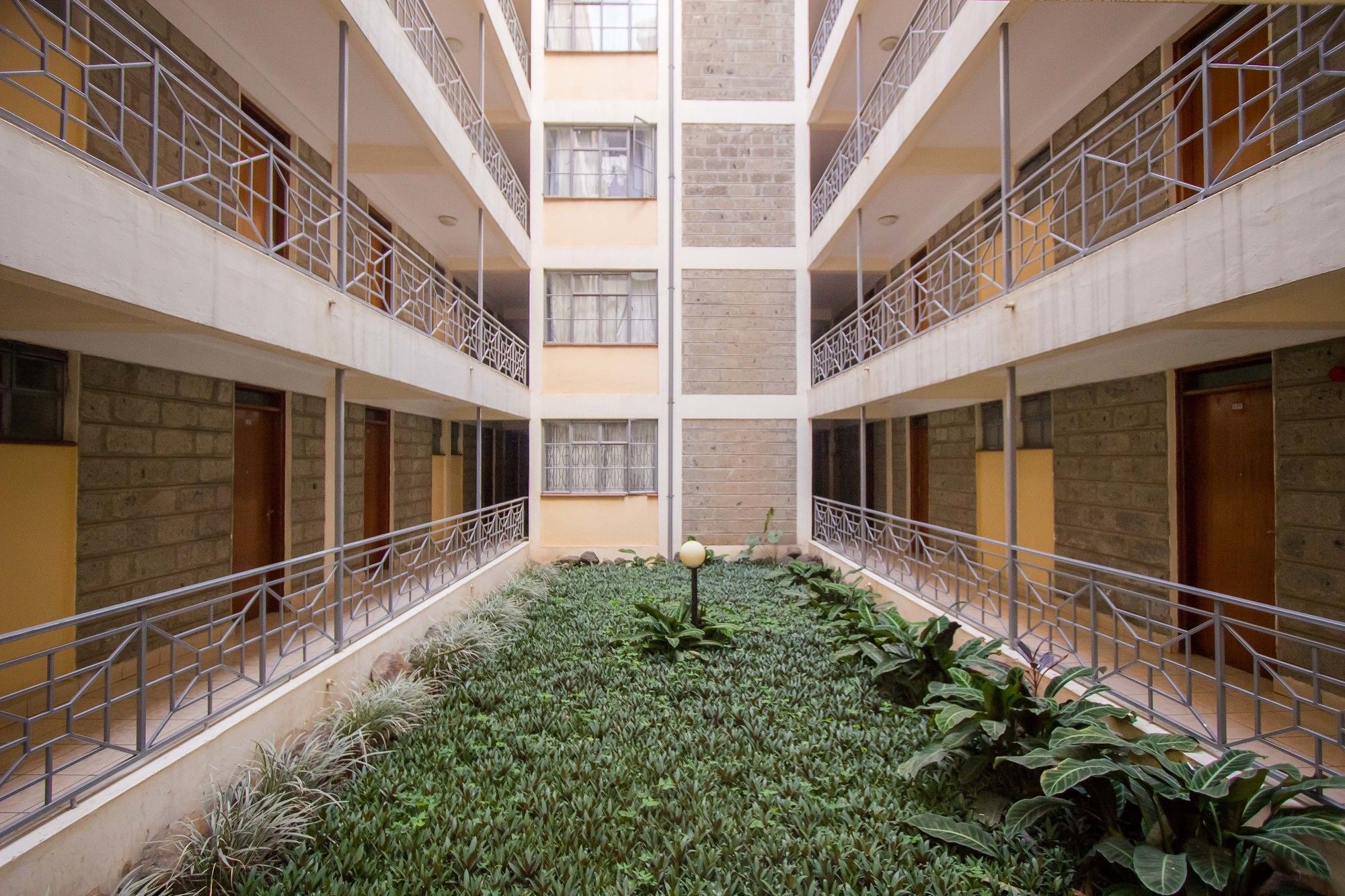 Milele Hotel Nairobi Exterior foto